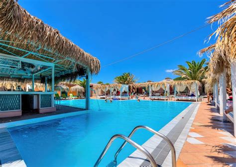 santorini beach bars.